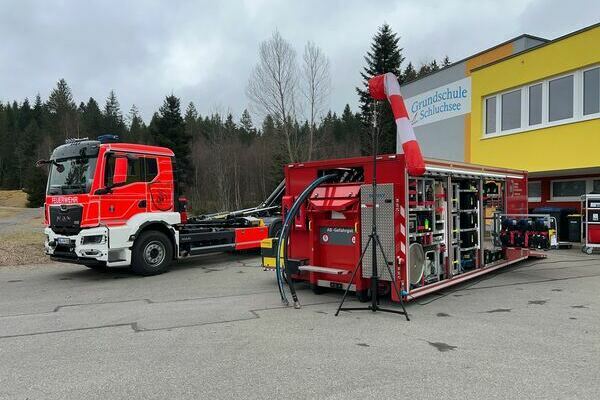 Wechsellader und Abrollbehlter Gefahrgut (Mllheim)